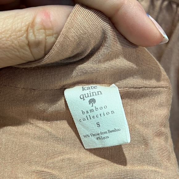 Kate Quinn bamboo Peter Pan collar bubble onesie and matching headband 0-3 mo - Picture 3 of 4